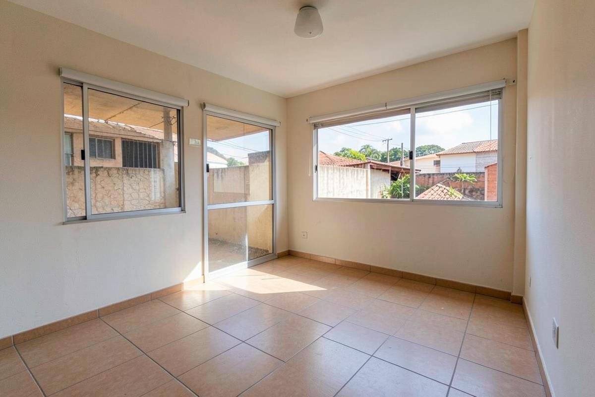 Sala comercial para alugar no centro de Caetanópolis